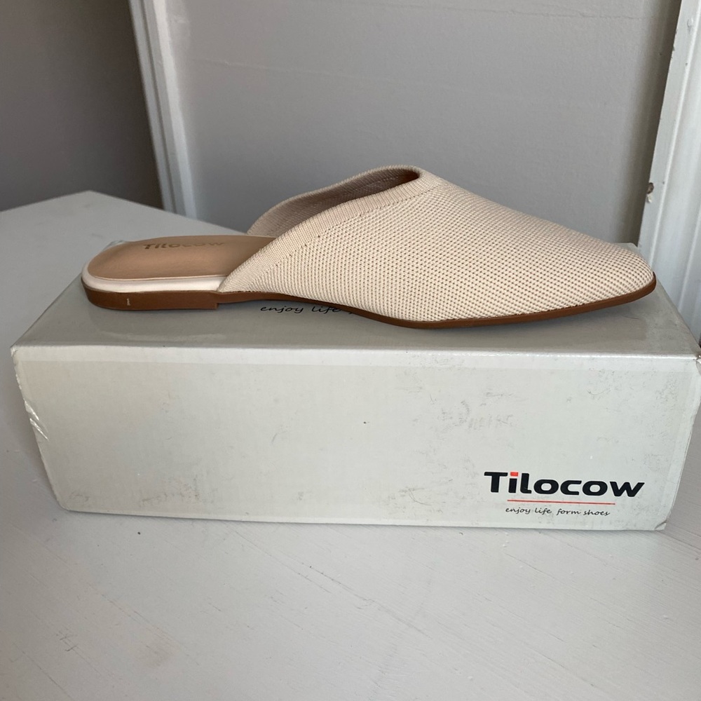 Knitted-beige mules, size 8.5, never worn